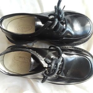 Boy shoe size 8 1/2